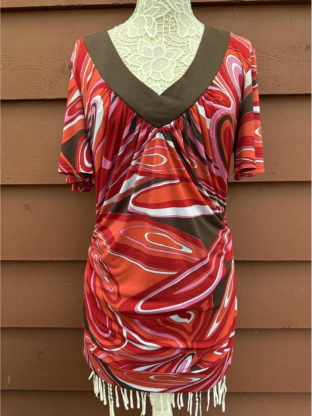 Bisou Bisou y2k Abstract Print V Neck Tunic Top